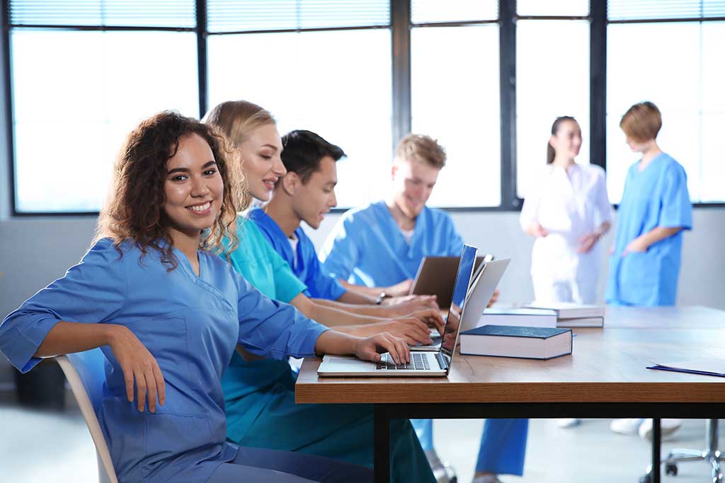 Medical student with her classmates in college