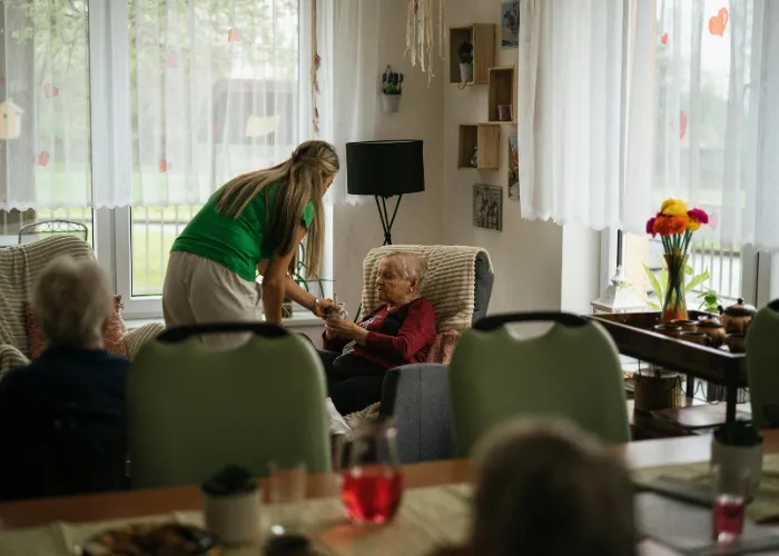 10 of the Most Challenging Dementia Behaviors
